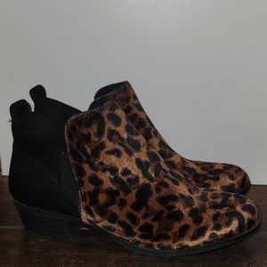 SO Kohls Leopard Booties